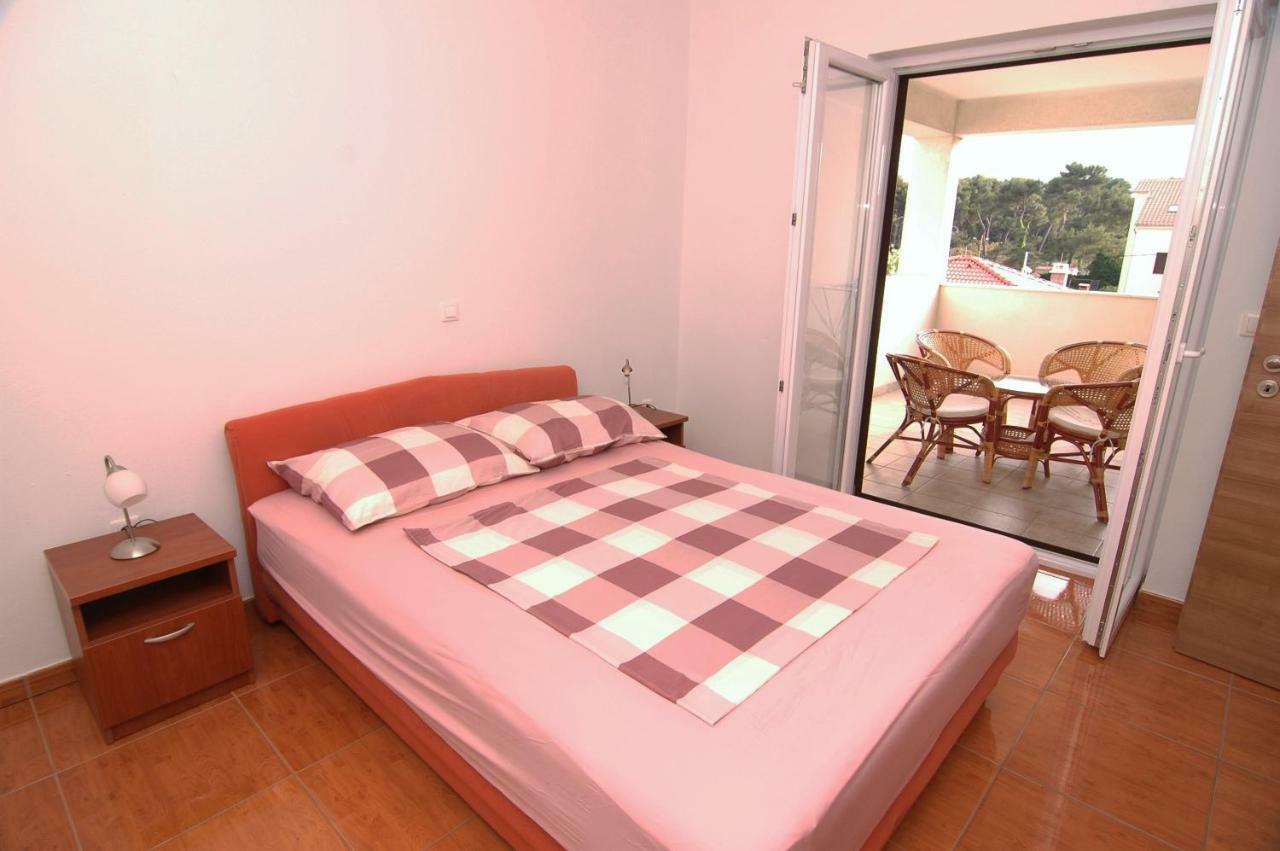Apartment Urem Biograd Na Moru Luaran gambar